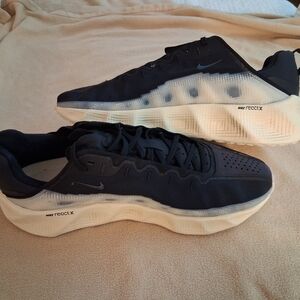 Nike React Ava Rover Men's Black Muslin Size 10.5 NWOB